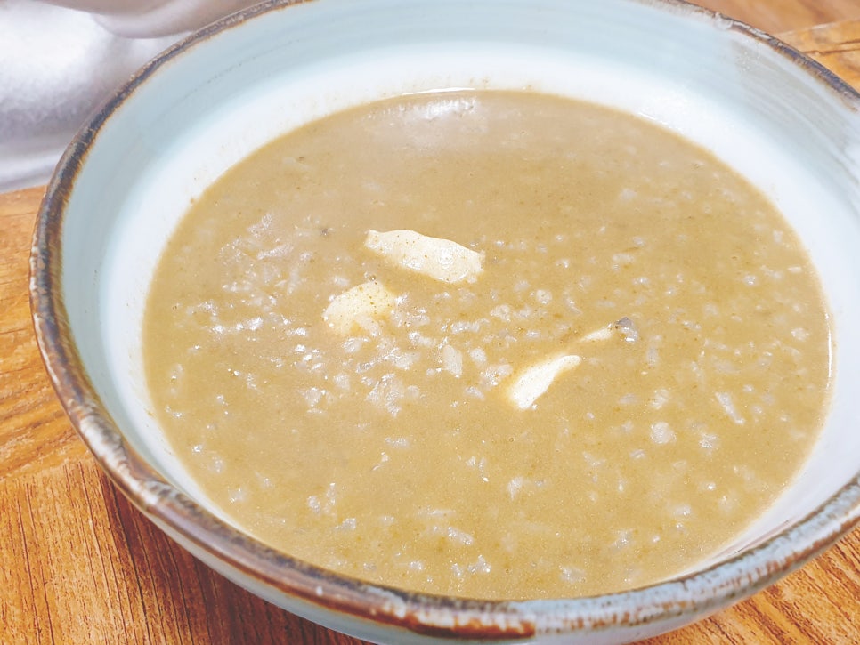 Jeju Travel with a 16-Month-Old: Doduhenyeo's House, Abalone Cold Soup, Sashimi Rice Bowl, and Abalone Porridge - Day 1 photo 11