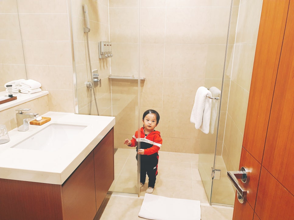Jeju Trip with a 16-Month-Old Baby / Somerset Jeju Shinhwa World / Day 1 photo 29