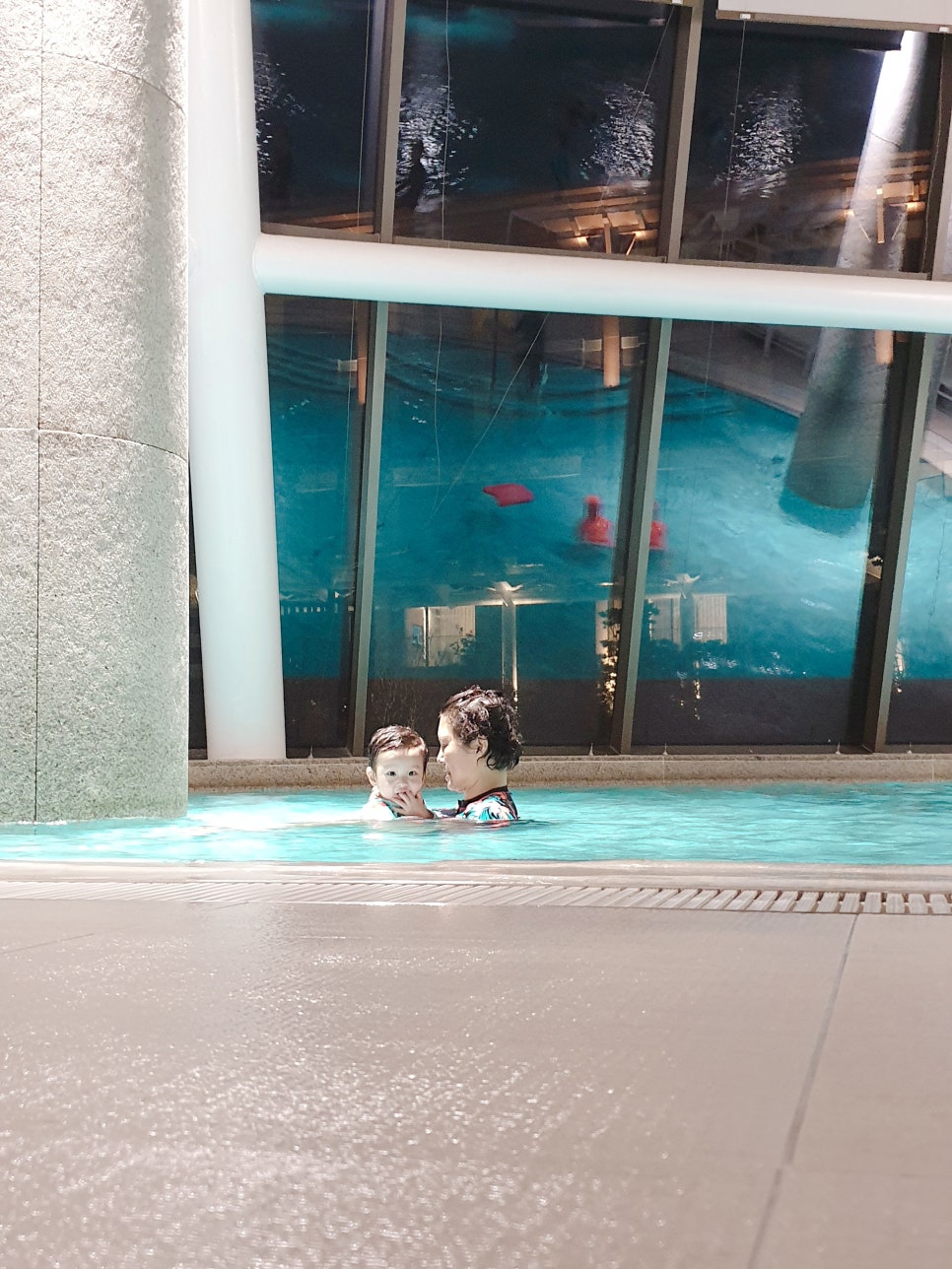 Jeju Travel with a 16-Month-Old: Shinhwa World Indoor Pool, Baby Pool, Day 1 photo 18