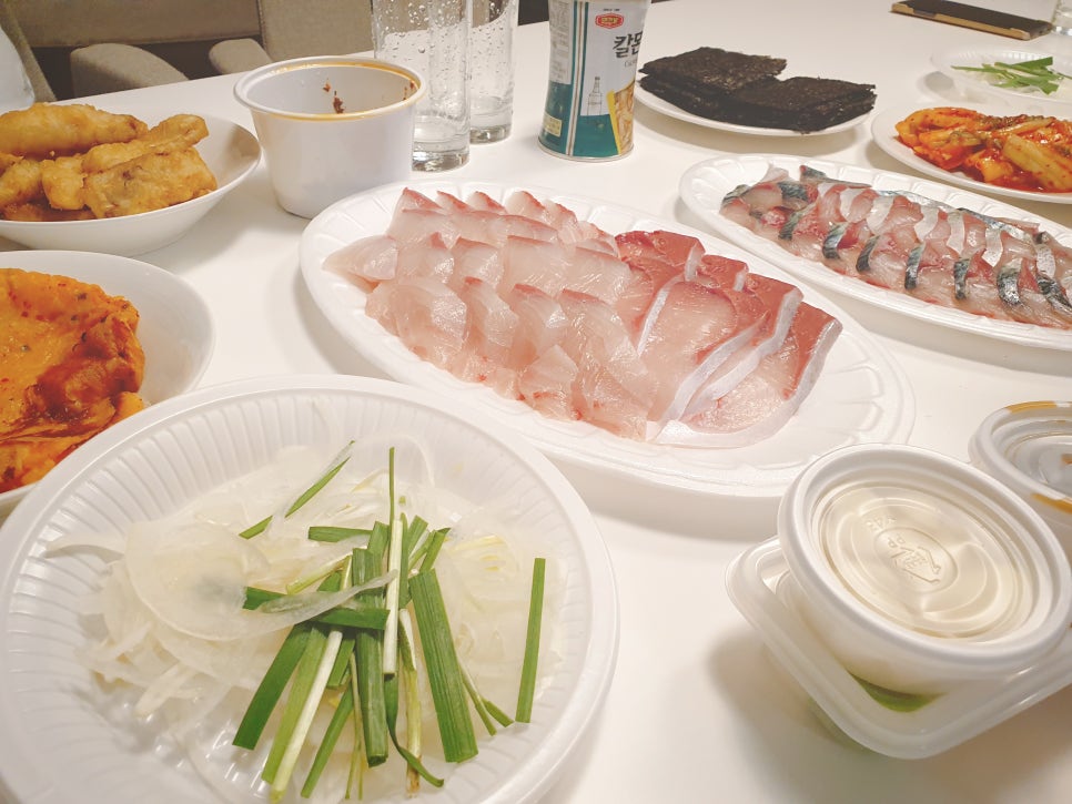 Jeju Trip with a 16-Month-Old Baby: Marado Seafood Restaurant Takeout, Bigeye Tuna and Mackerel Sashimi, Unexpected Hidden Gems, Day 1 photo 6