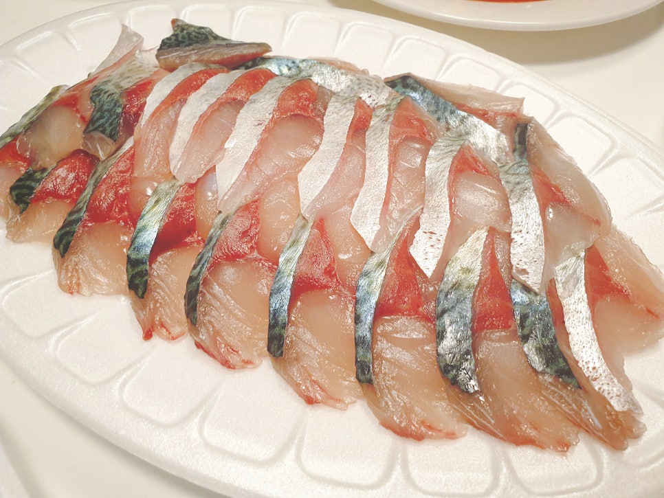 Jeju Trip with a 16-Month-Old Baby: Marado Seafood Restaurant Takeout, Bigeye Tuna and Mackerel Sashimi, Unexpected Hidden Gems, Day 1 photo 9