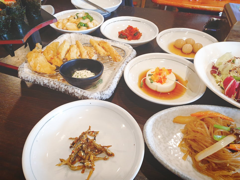 Jeju Travel with a 16-Month-Old Baby: Day 2 at Chunshim's House - Grilled and Braised Hairtail near Shinwa World photo 12
