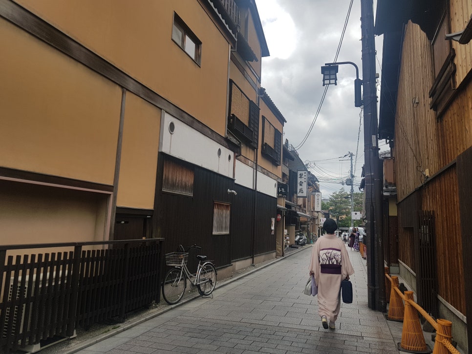 Kyoto Travel + Kiyomizu-dera + Gyukatsu photo 12