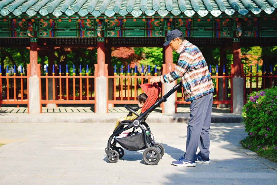Traveling Together: The Beautiful Hyeonchungsa in All Four Seasons, Perfect for Visiting with Kids photo 7