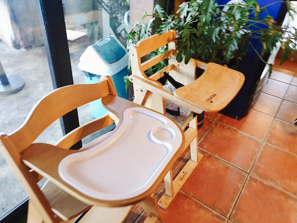 Jeju Trip with a 16-Month-Old: Best Kalguksu and Seafood Soup Restaurants Near Seongsan Ilchulbong photo 9