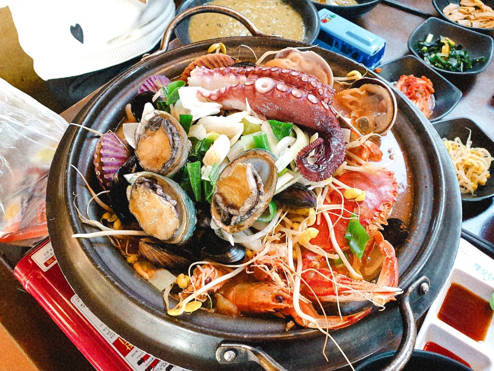 Jeju Trip with a 16-Month-Old: Best Kalguksu and Seafood Soup Restaurants Near Seongsan Ilchulbong photo 16