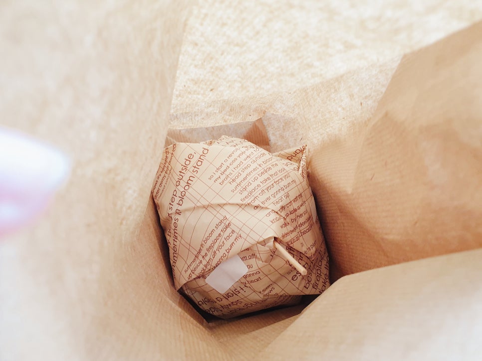 Jeju Travel with a 16-Month-Old: Seongsan Ilchulbong, Horse Meat Burger, and Black Pork Burger at Papaya photo 17
