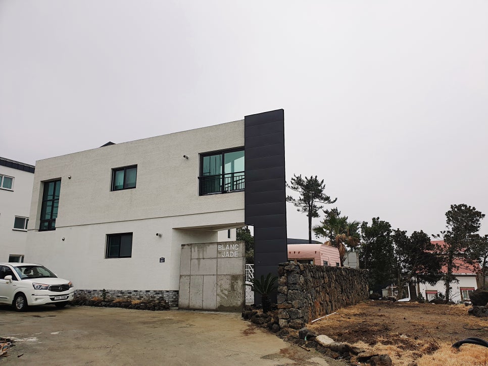 Winter Swimming with a 16-Month-Old: Jeju Island Trip and Seogwipo Villa with Heated Pool photo 2