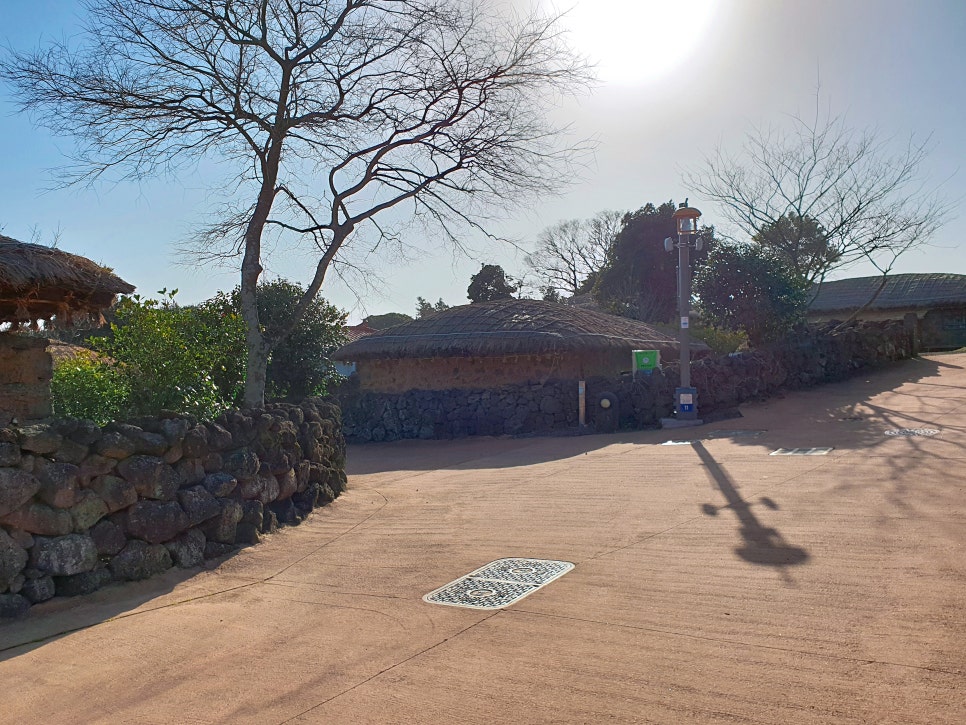 Traveling to Jeju with a 16-Month-Old Baby: Exploring Seongeup Folk Village photo 6