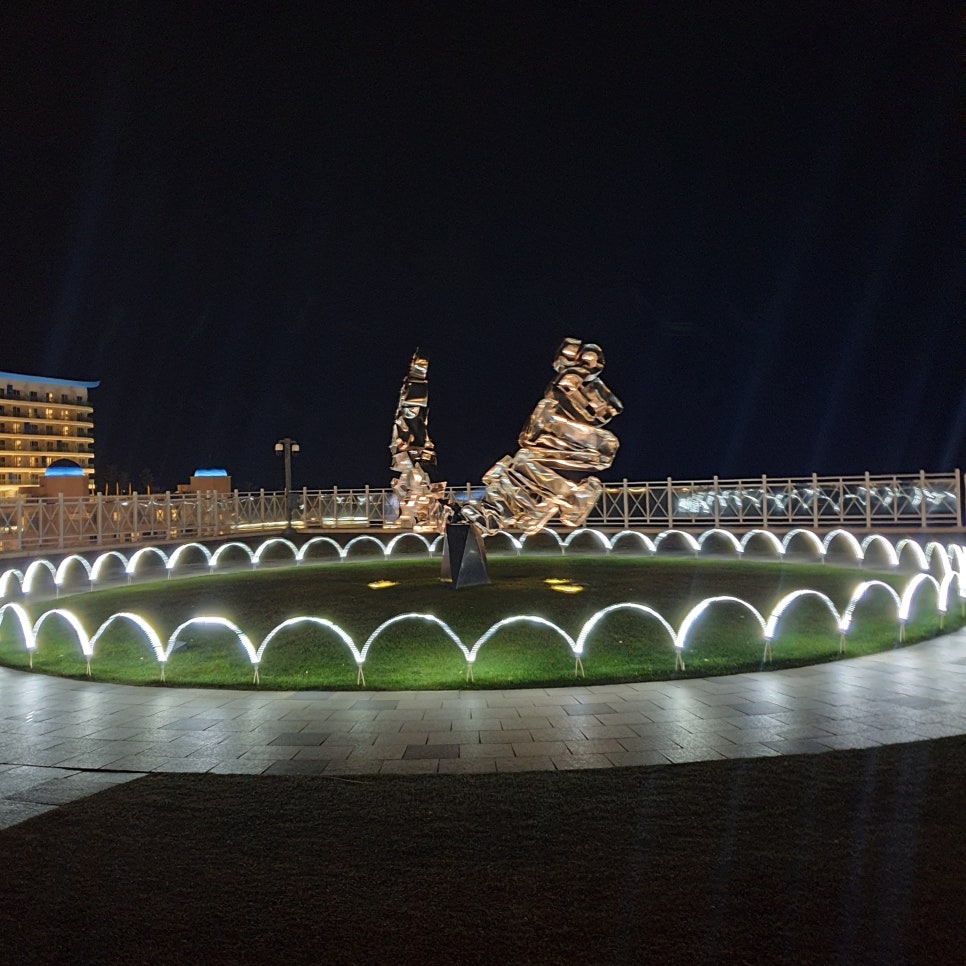 Winter Samcheok Sol Beach: Evening Arcade and Night Views photo 4