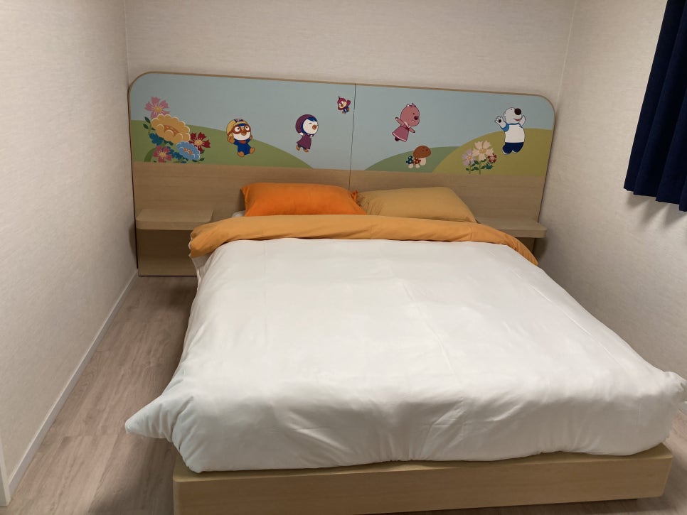 Daechon Hanwha Resort Paros Pororo Read Room Travel with Kids photo 16