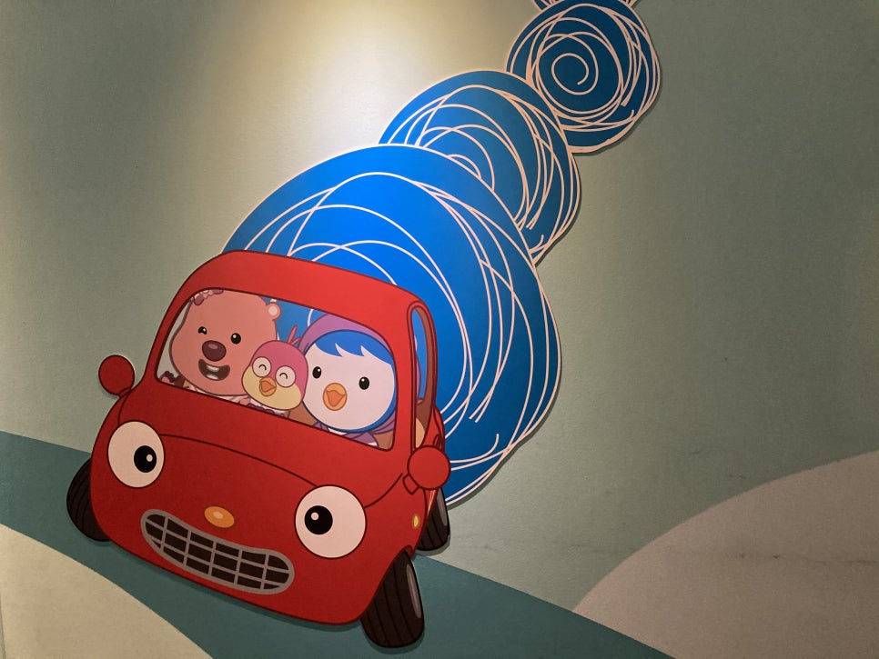 Daechon Hanwha Resort Paros Pororo Read Room Travel with Kids photo 19