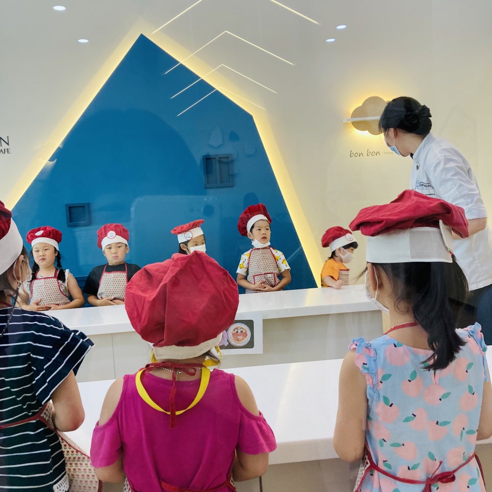 Recommended Cheonan Kids Cafe: BongBong Kids Baking Cafe for Preschool Baking Experiences and Kids Cooking Classes photo 3