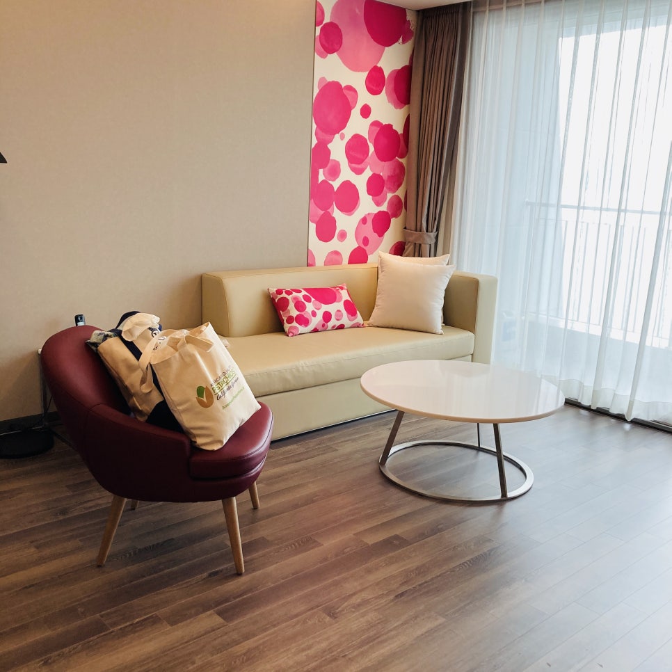 Hanwha Resort Yeosu: Family Ocean View Junior Suite Hotel with Pool in Yeosu Travel Guide photo 11