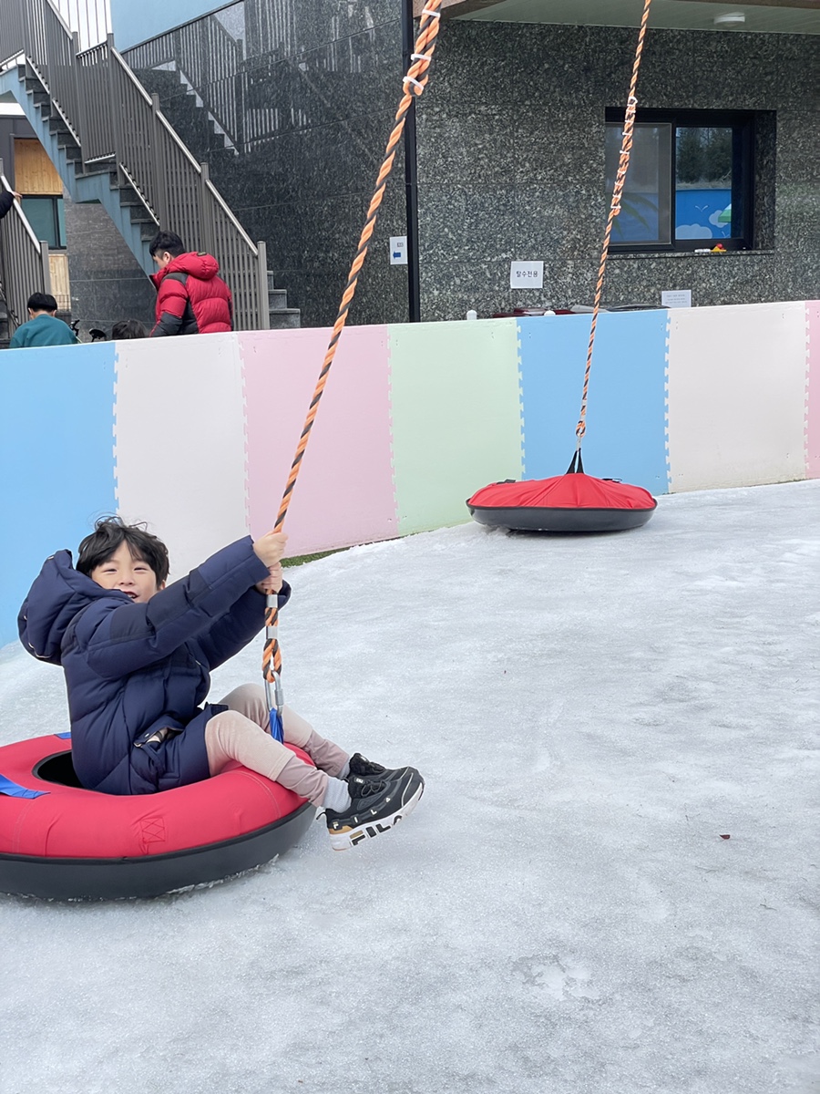 Gapyeong Kids Pool Villa New Kids Pension Bao Family Heated Pool Villa photo 11