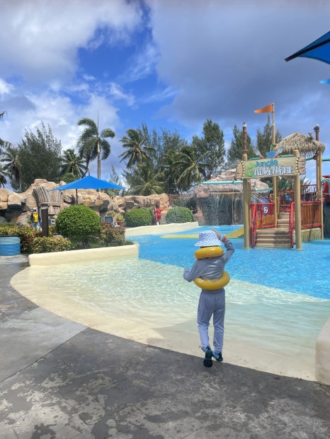 Saipan Family Vacation at Saipan World Resort: Daily Water Park Adventures (Introducing World Resort Jungle Wave) photo 3