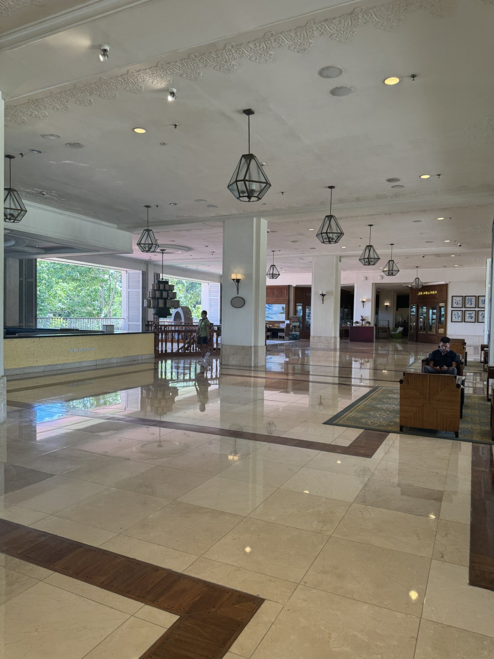 Cebu Shangri-La Mactan Family Trip Review: Pool & Private Beach photo 2