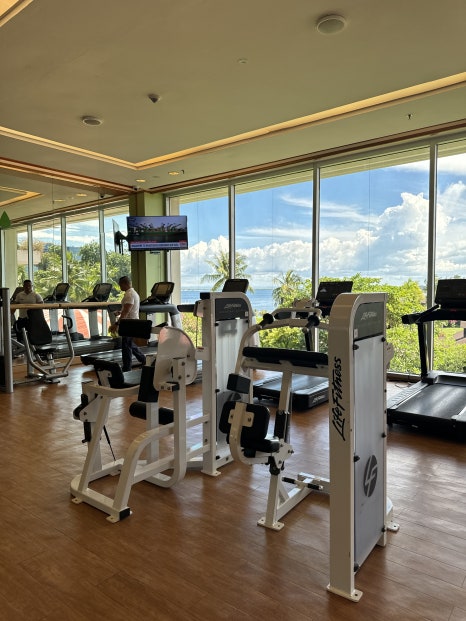 Cebu Shangri-La Mactan Family Trip Review: Pool & Private Beach photo 18