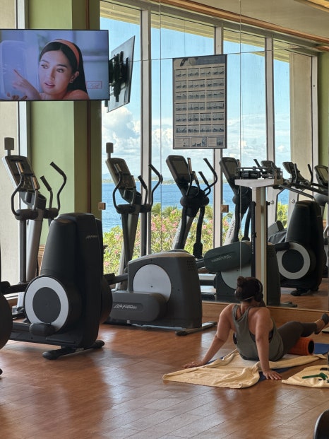 Cebu Shangri-La Mactan Family Trip Review: Pool & Private Beach photo 19