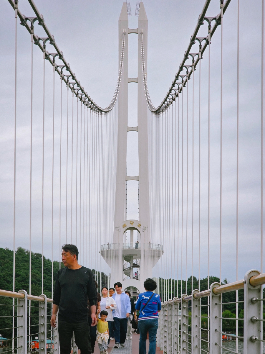 Boryeong Yedang Lake Swing Bridge Musical Fountain Times Boryeong Travel photo 3