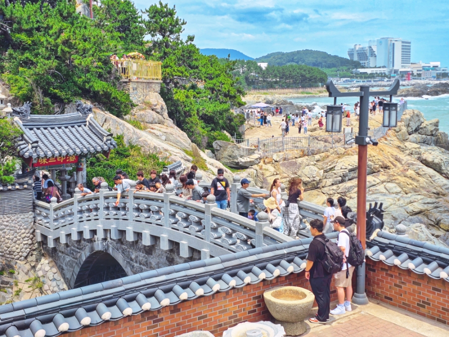 Busan Haedong Yonggungsa Temple: Family Trip Course Worth Visiting in Gijang, Busan photo 9