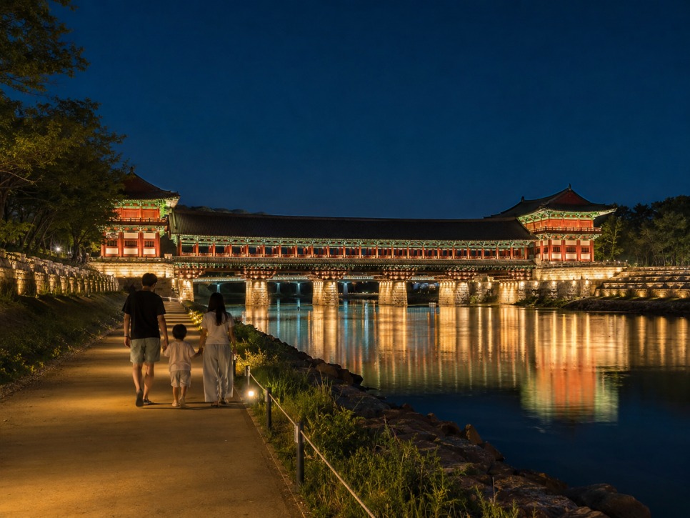 Pavilion reflections on Wolji Pond