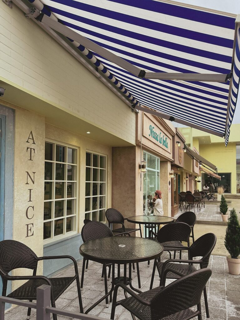 Garden seating