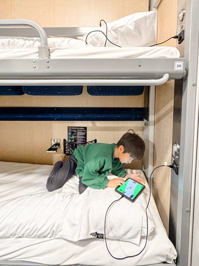 Sleeper cabin beds