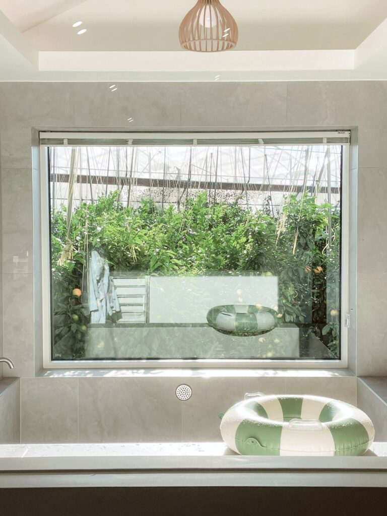Jacuzzi at Bonjour Jeju