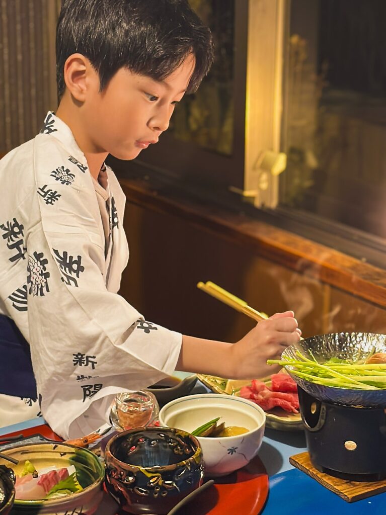 신시요우 료칸 가이세키 지역성과 제철 – 신시요우 료칸이 보여준 철학