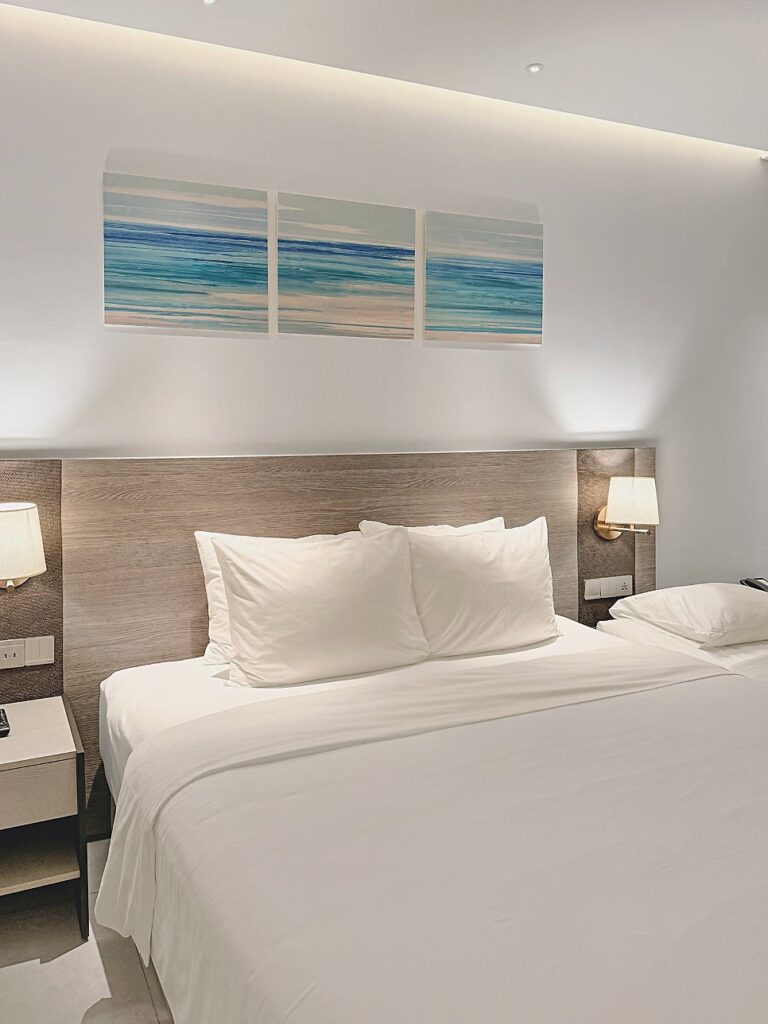 Guest room