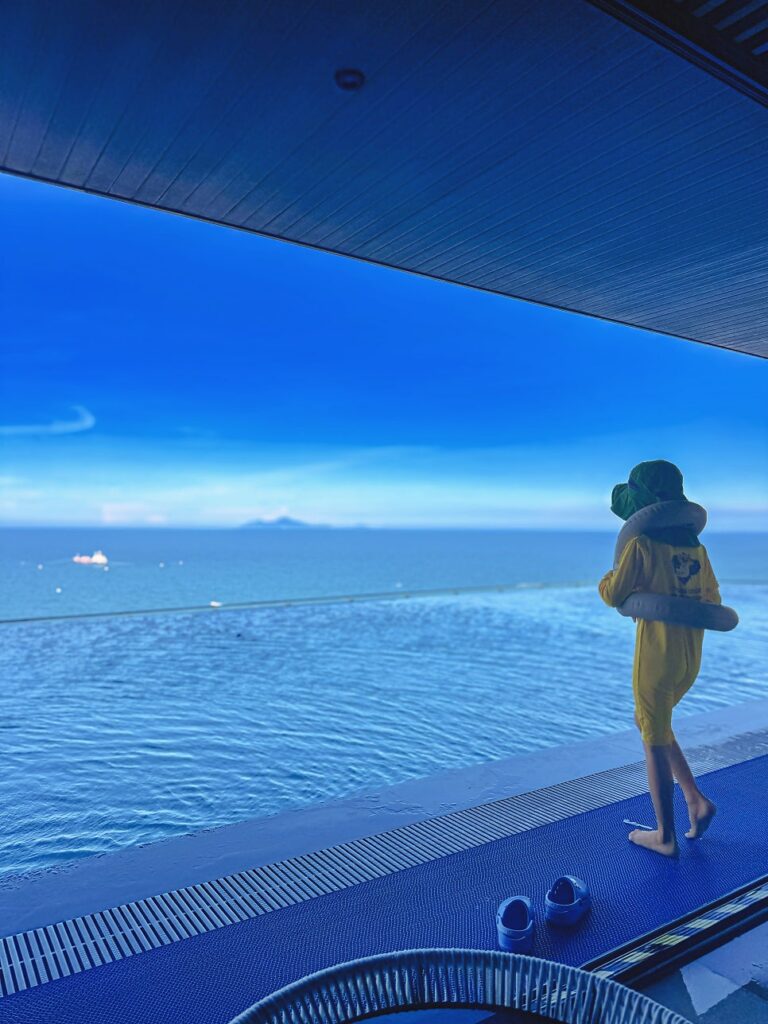 Rooftop pool