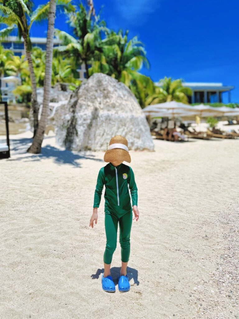 Sand pool