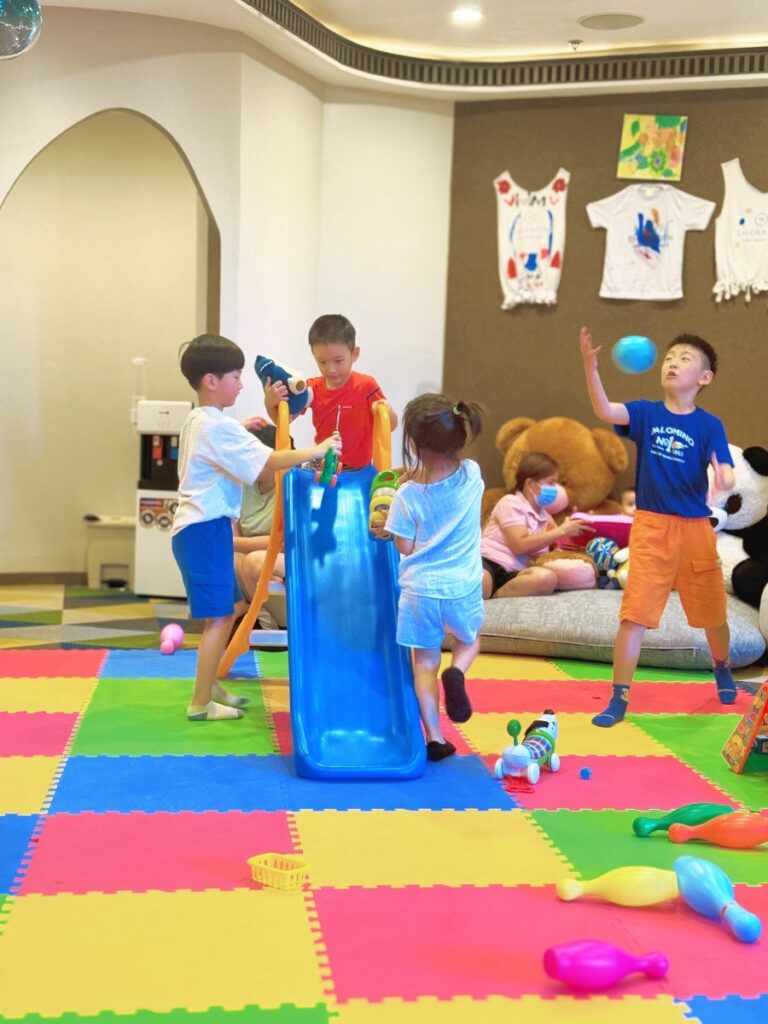 Kids club