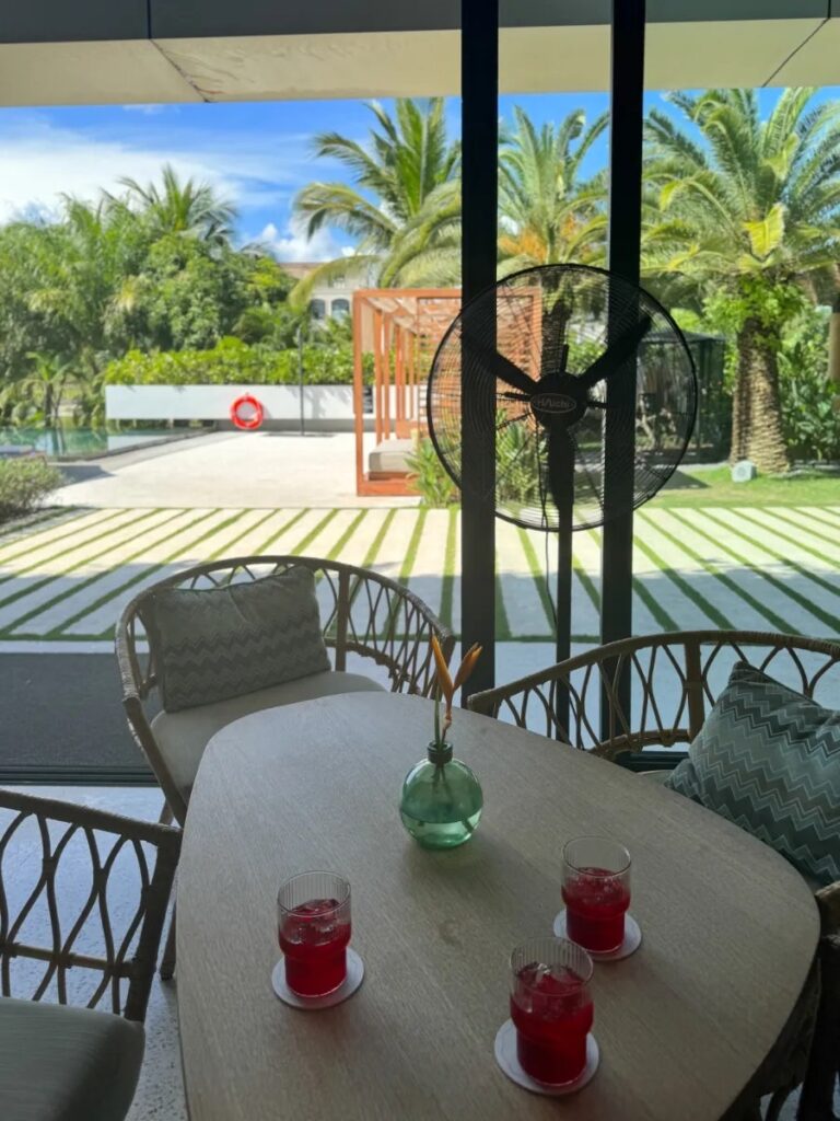 Lobby garden