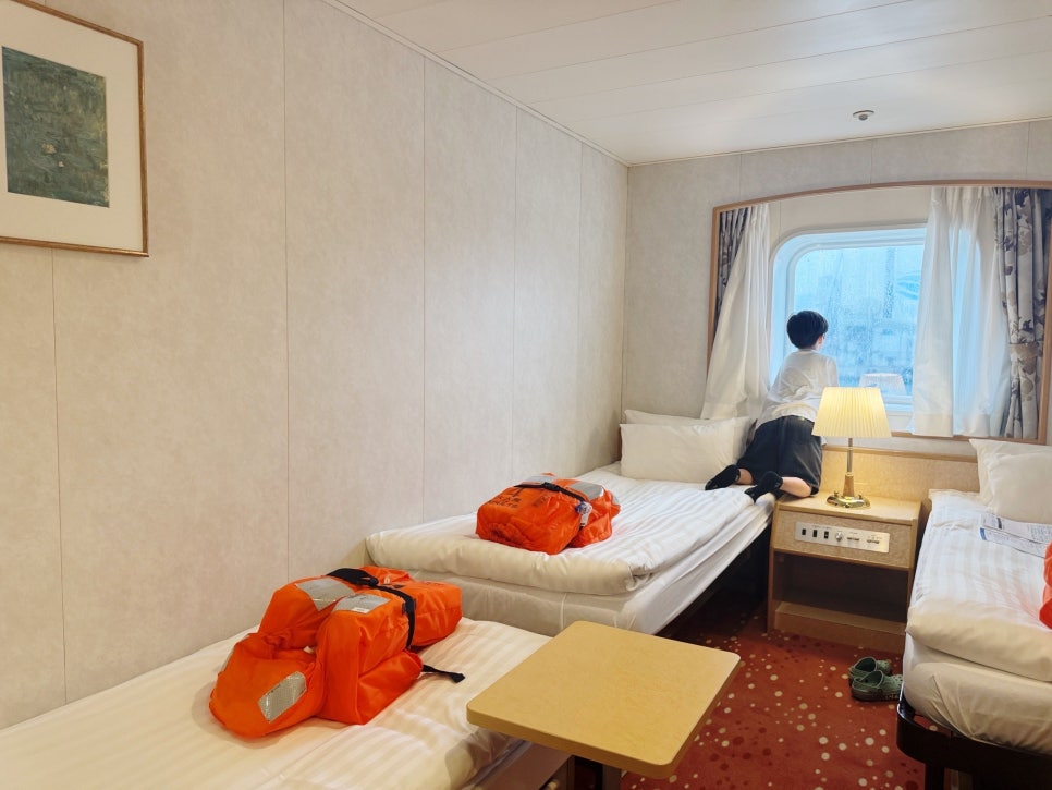 Eastern Cruise cabin