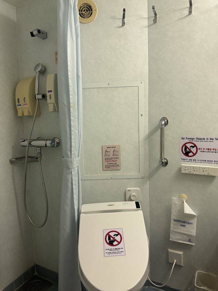 Cabin bathroom
