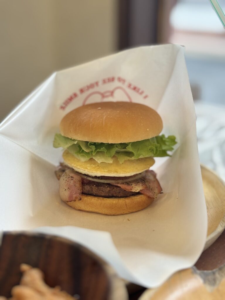 Cheese bacon burger