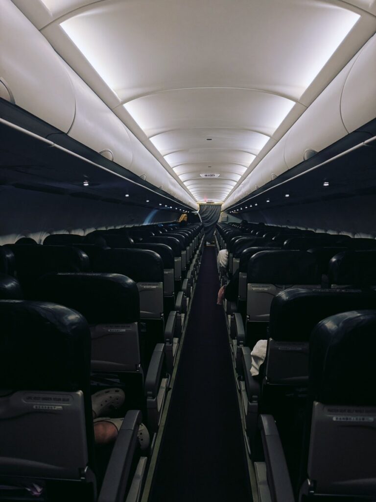HK Express cabin