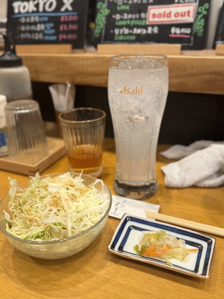 게이한 패스 교바시역, 돈가츠 아몬