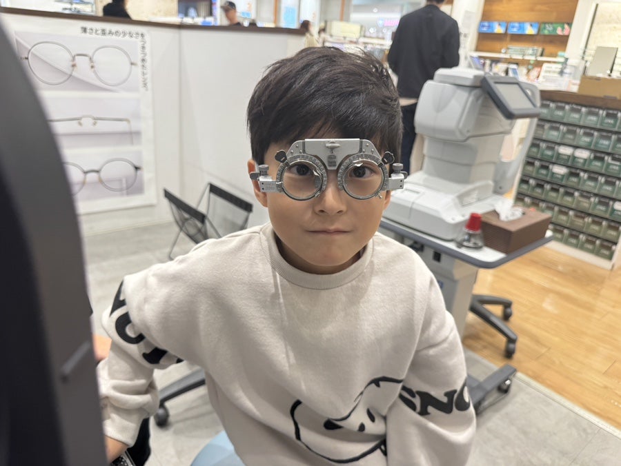 Kids trying frames