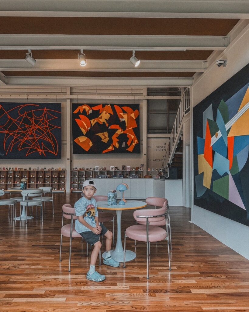 Moon Gallery