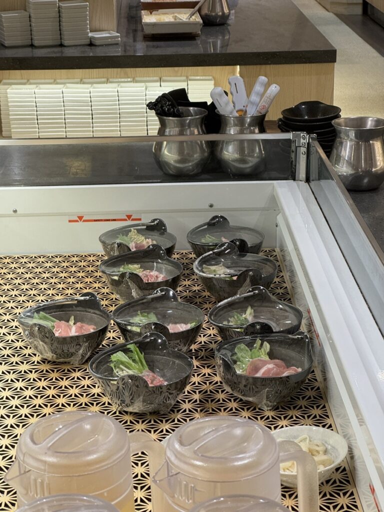 요코하마 만요클럽 식당과 조식 뷔페