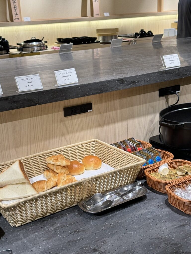 요코하마 만요클럽 식당과 조식 뷔페