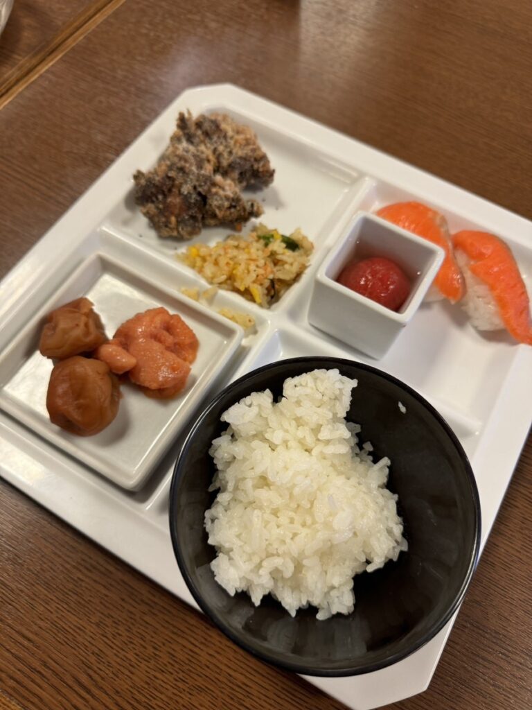 요코하마 만요클럽 식당과 조식 뷔페