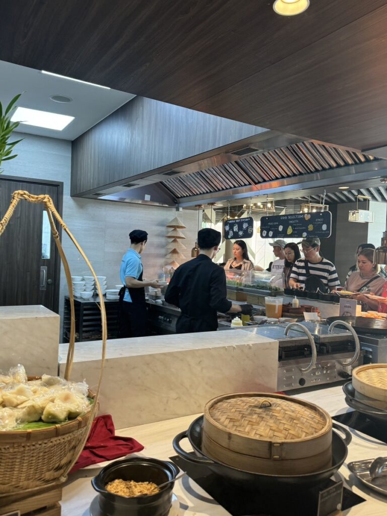 Buffet station