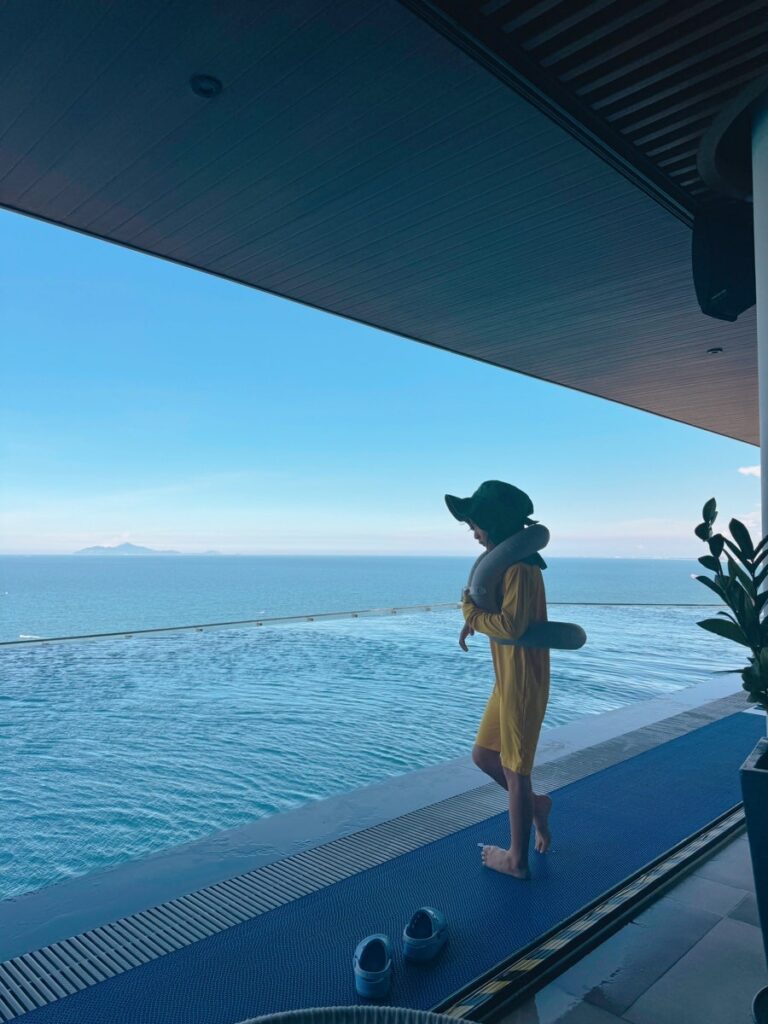 Pool deck