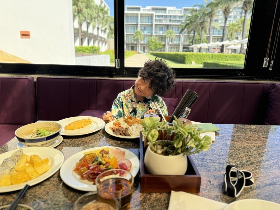 Beach view breakfast