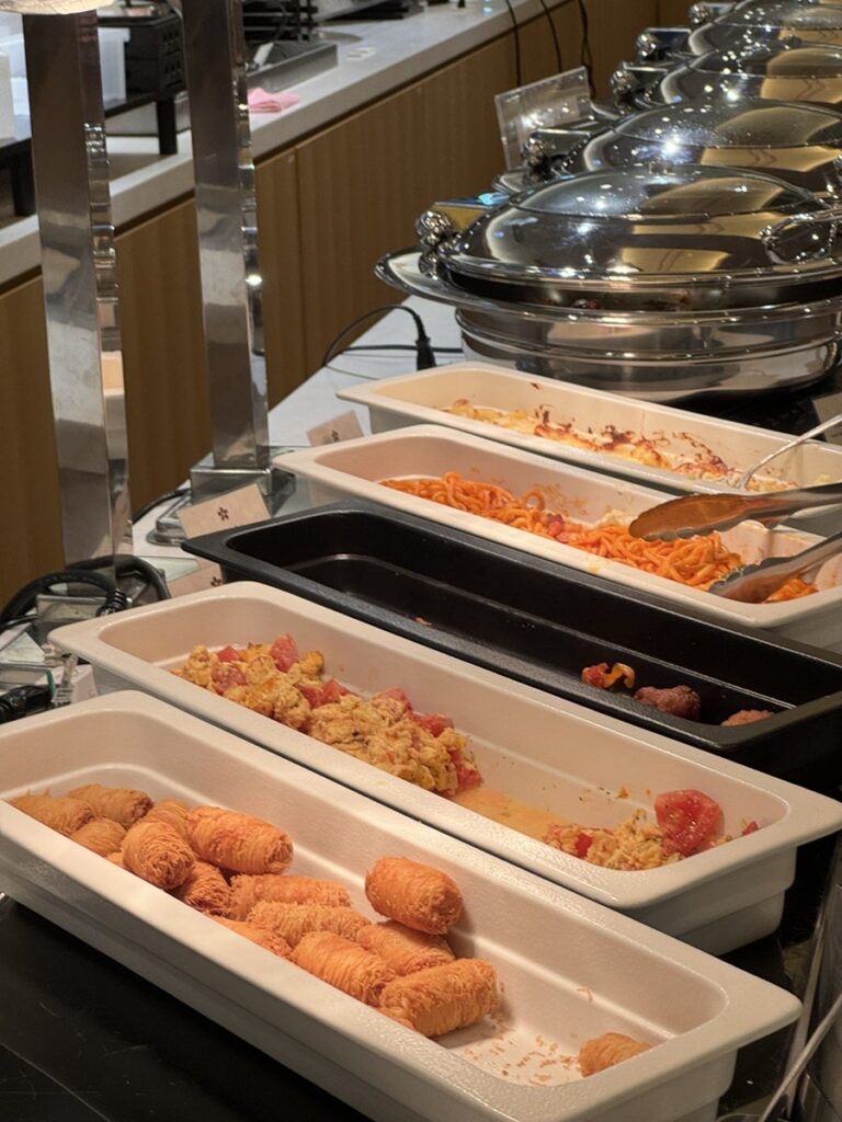 도요스 만요클럽 석식과 조식 뷔페