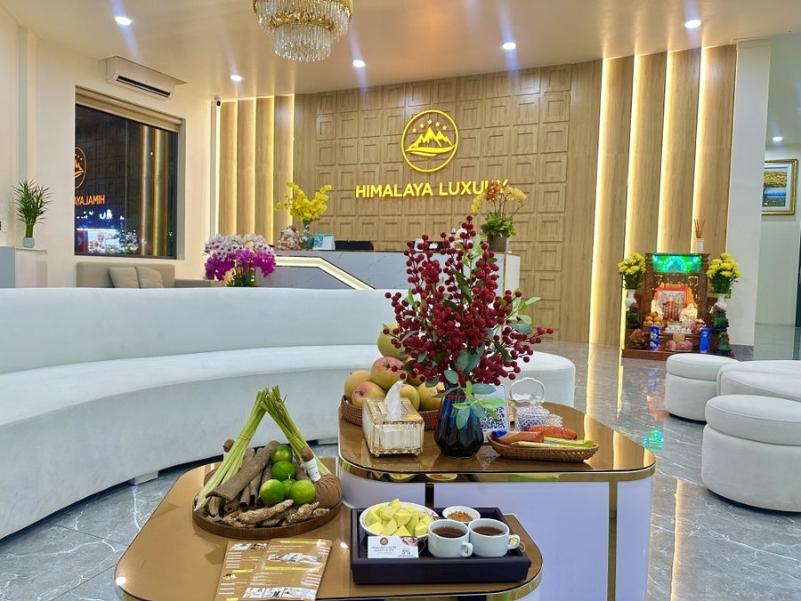 Himalaya Spa reception
